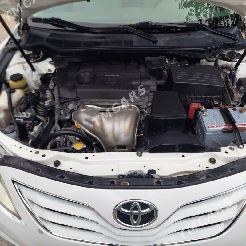 Toyota Camry 2011 - 190 000 TMT - Балканабат - img 2