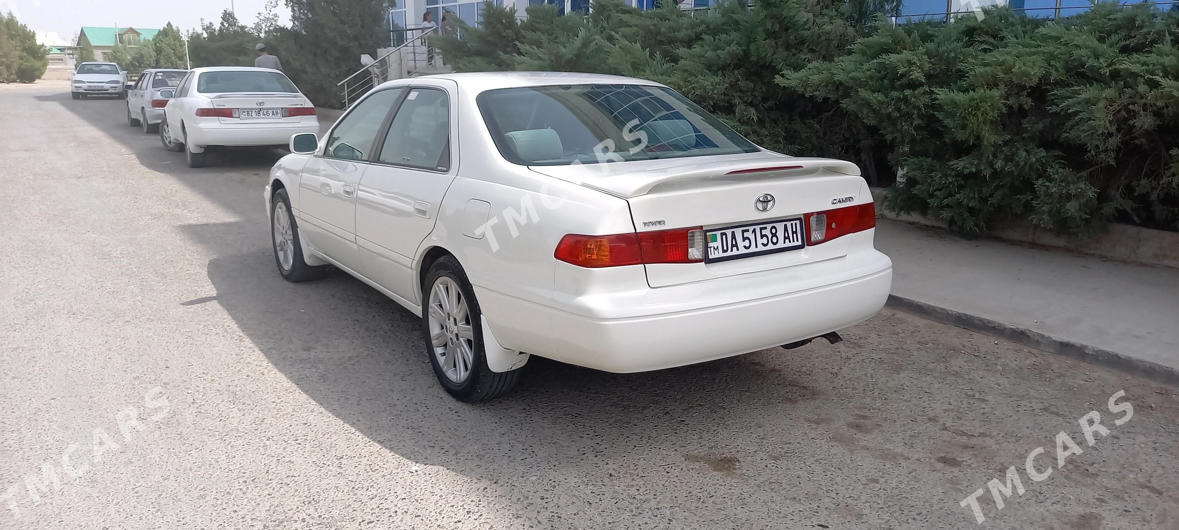 Toyota Camry 1999 - 134 000 TMT - Бабадайхан - img 6