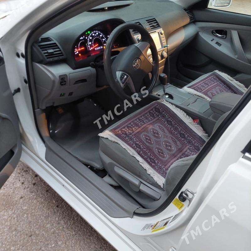 Toyota Camry 2011 - 190 000 TMT - Балканабат - img 7