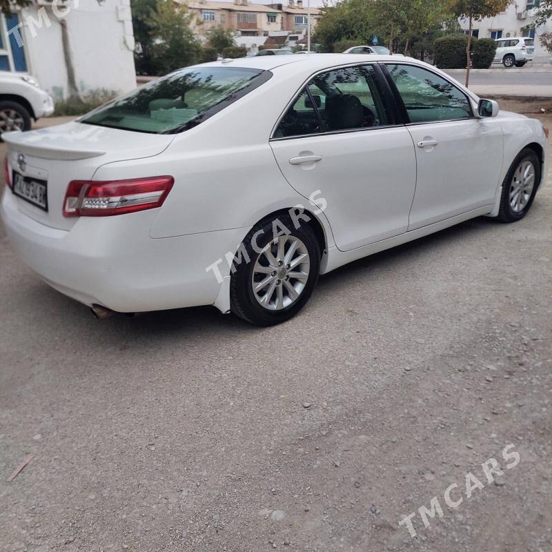 Toyota Camry 2011 - 190 000 TMT - Балканабат - img 8