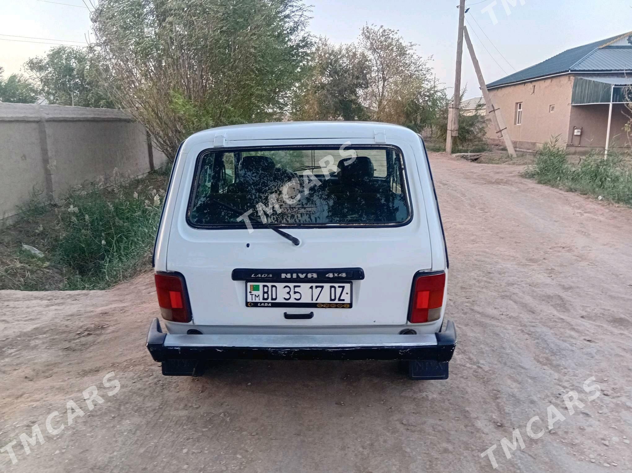 Lada Niva 2005 - 60 000 TMT - Türkmenbaşy etr. - img 7