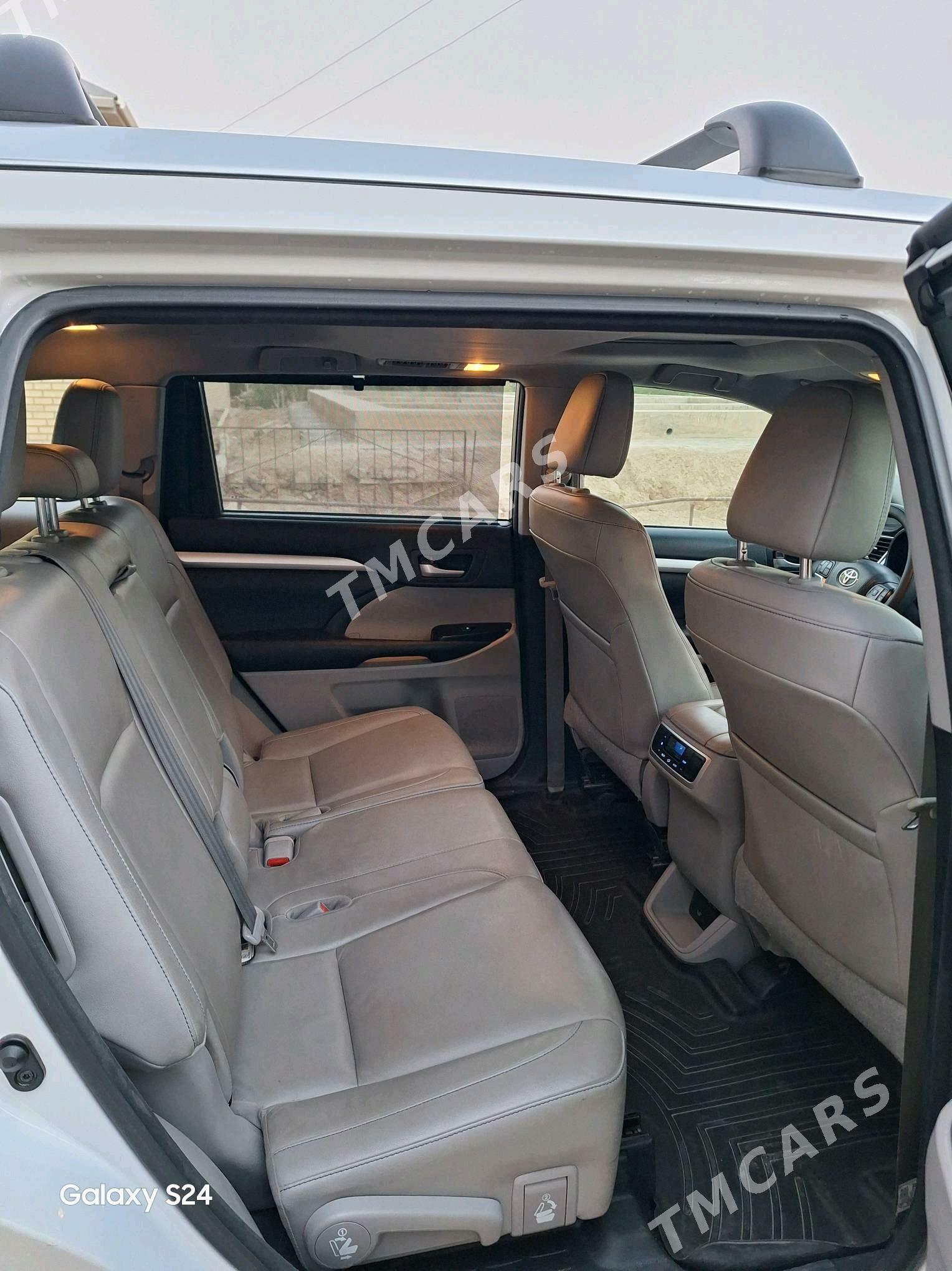 Toyota Highlander 2018 - 450 000 TMT - Mary - img 6