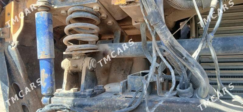 Kamaz Euro 3 2008 - 290 000 TMT - Гурбансолтан Едже - img 2