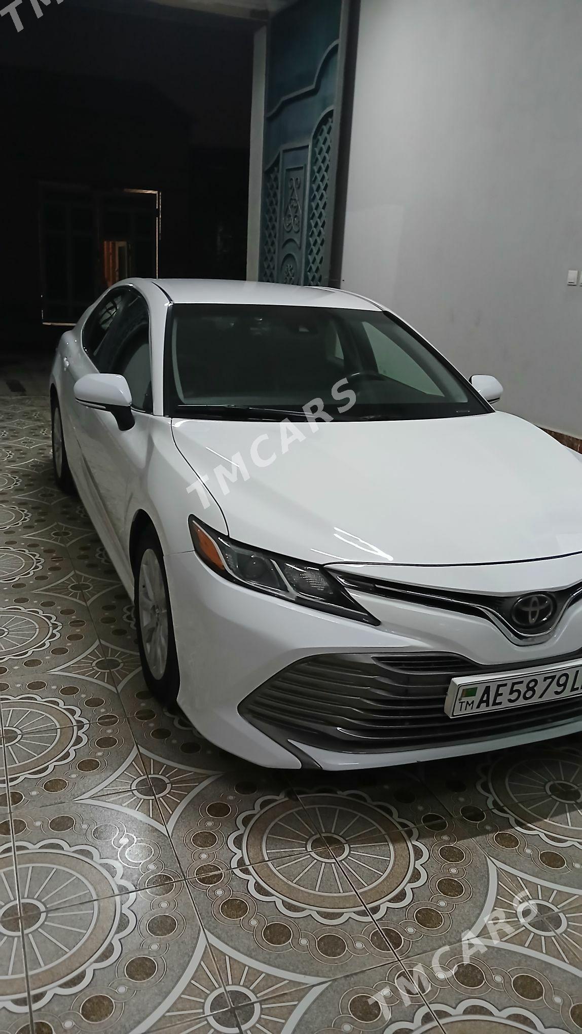 Toyota Camry 2018 - 300 000 TMT - Туркменабат - img 4