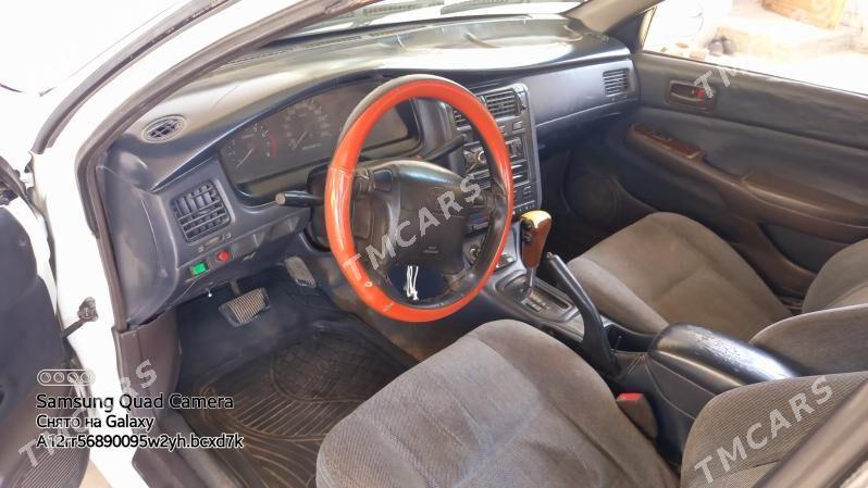 Toyota Carina 1995 - 56 000 TMT - Байрамали - img 4