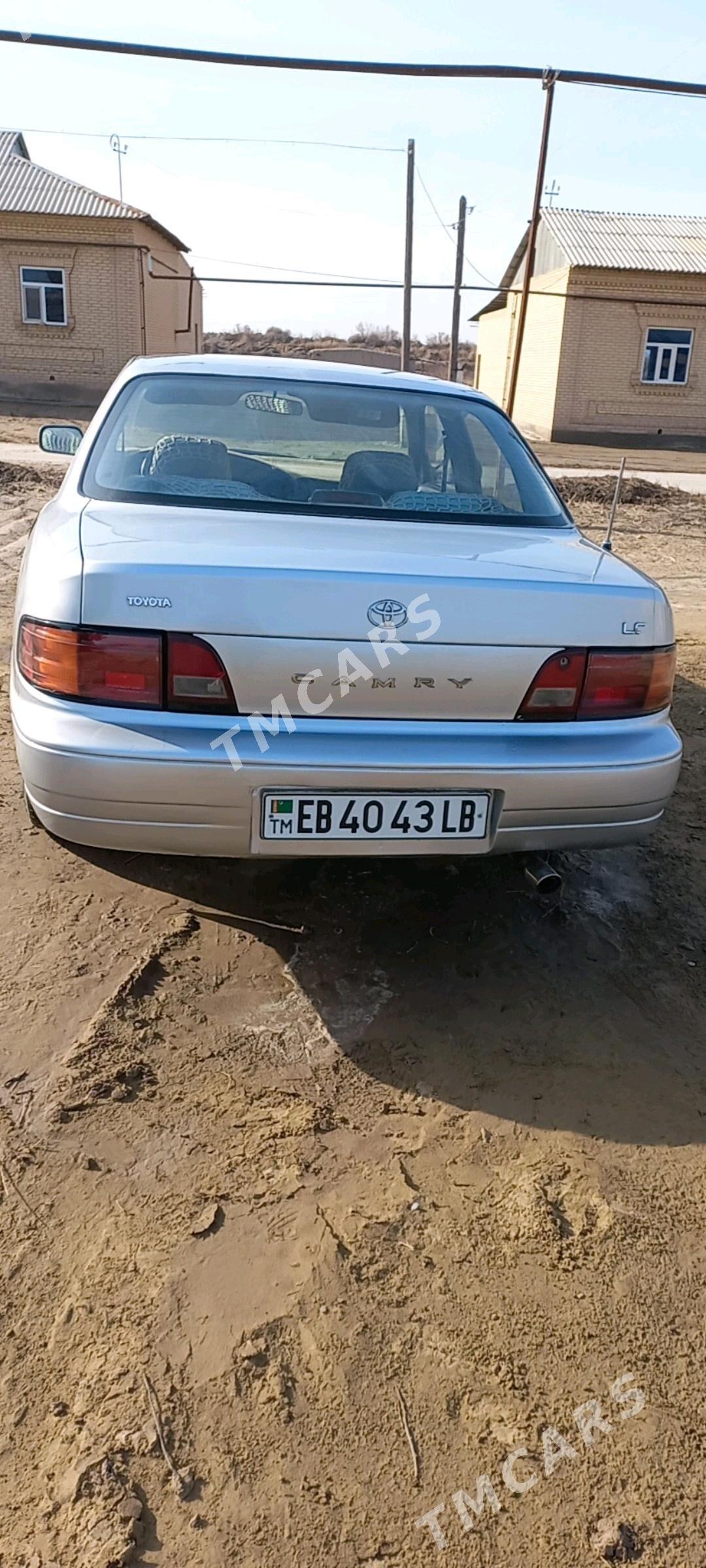 Toyota Camry 1992 - 80 000 TMT - Sakar - img 6