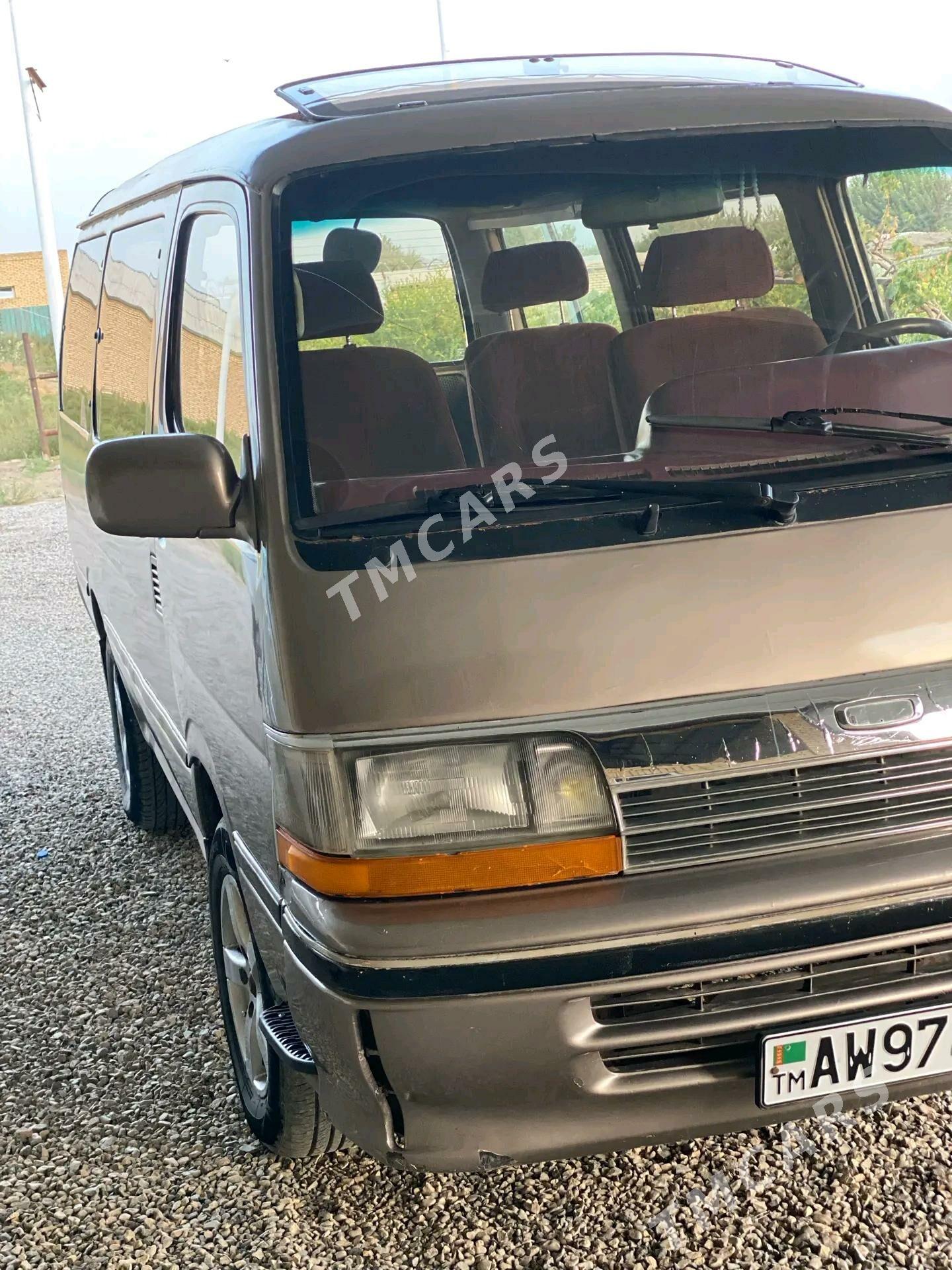Toyota Hiace 1991 - 70 000 TMT - Murgap - img 4