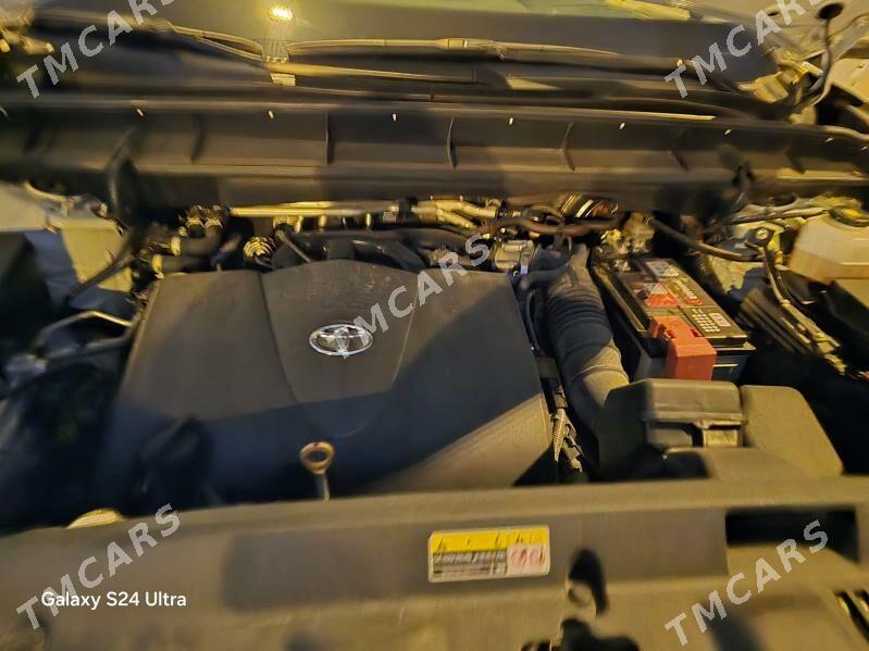 Toyota Highlander 2022 - 800 000 TMT - Ашхабад - img 5