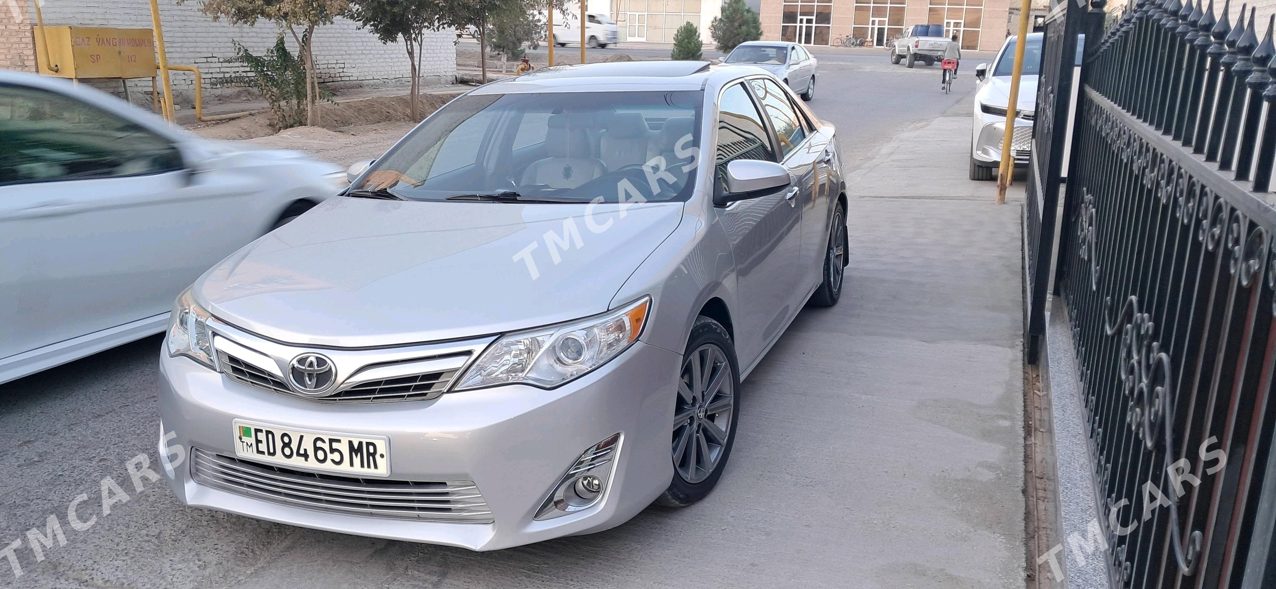 Toyota Camry 2012 - 220 000 TMT - Мары - img 5