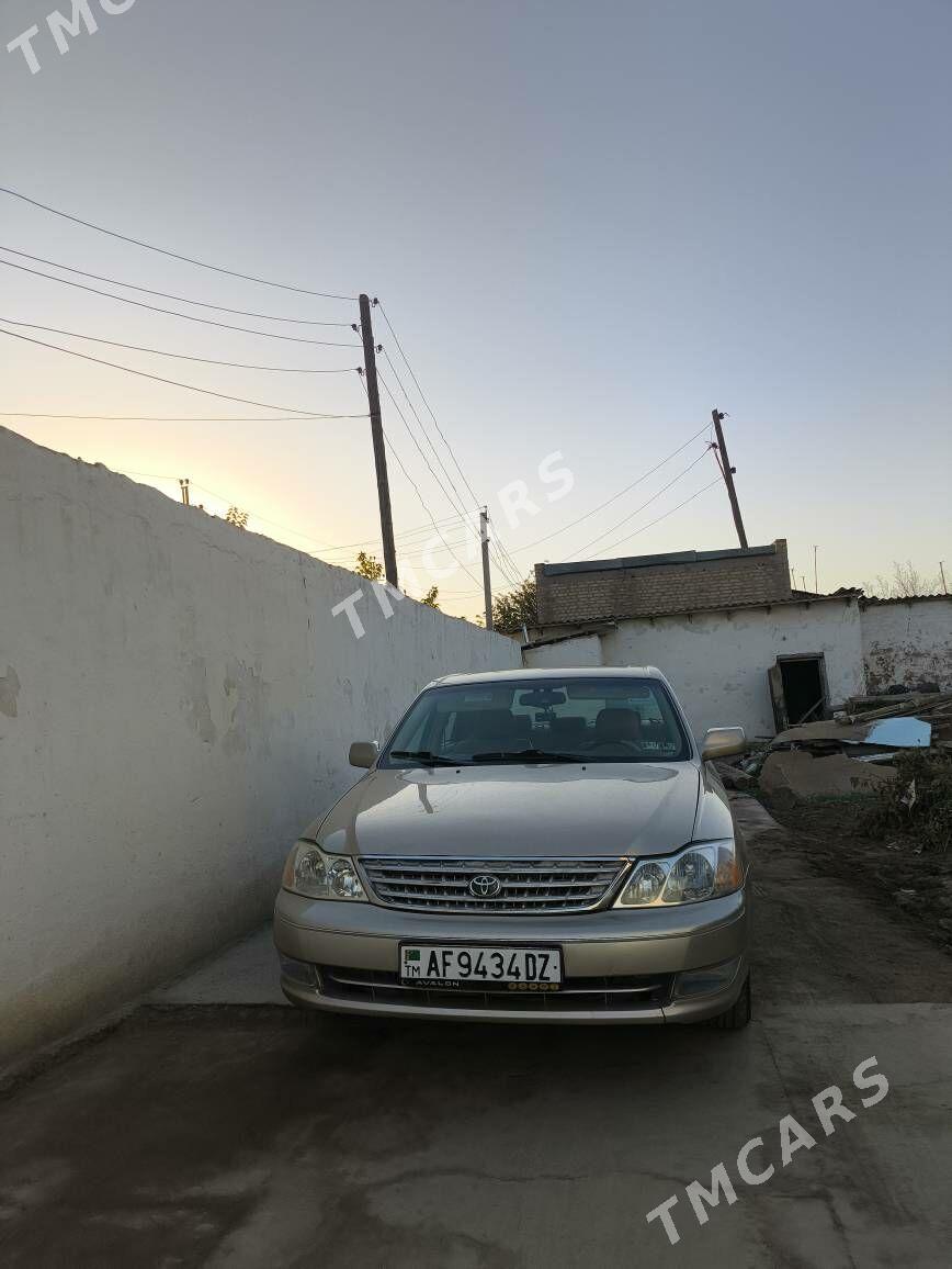 Toyota Avalon 2003 - 230 000 TMT - Дашогуз - img 2