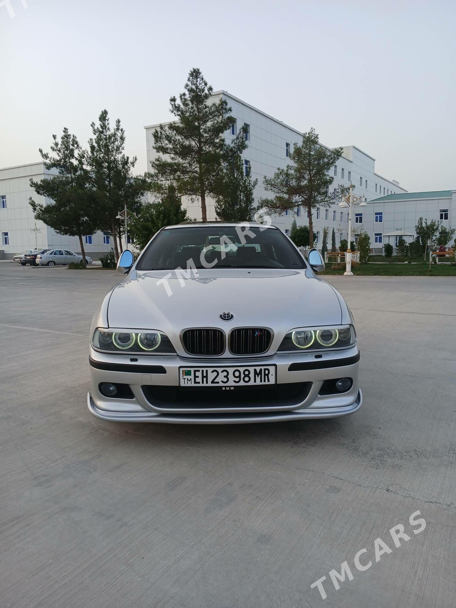 BMW E39 2001 - 145 000 TMT - Mary - img 8