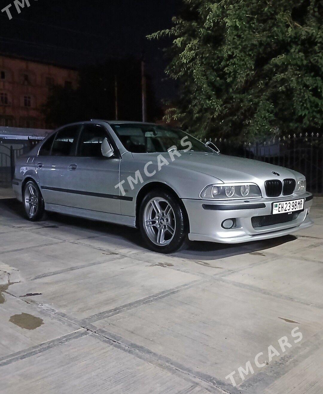 BMW E39 2001 - 145 000 TMT - Mary - img 9