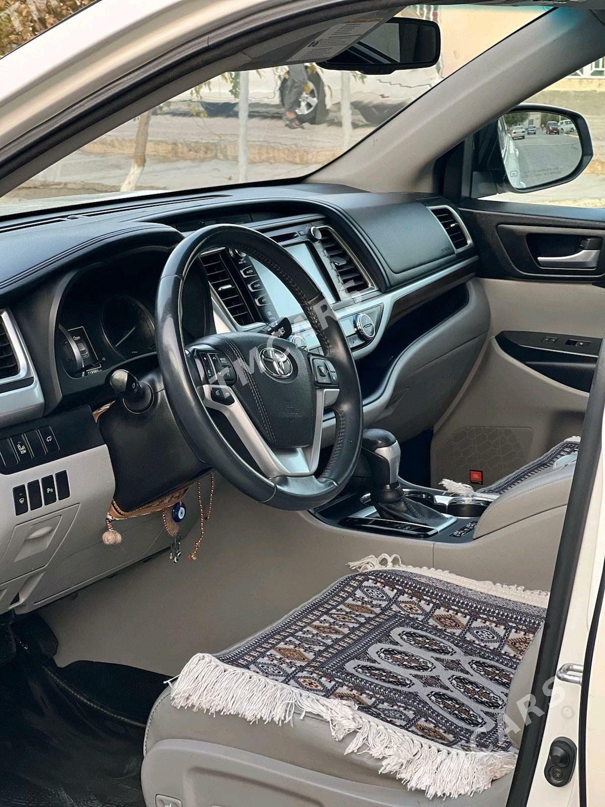 Toyota Highlander 2016 - 440 000 TMT - Мары - img 8