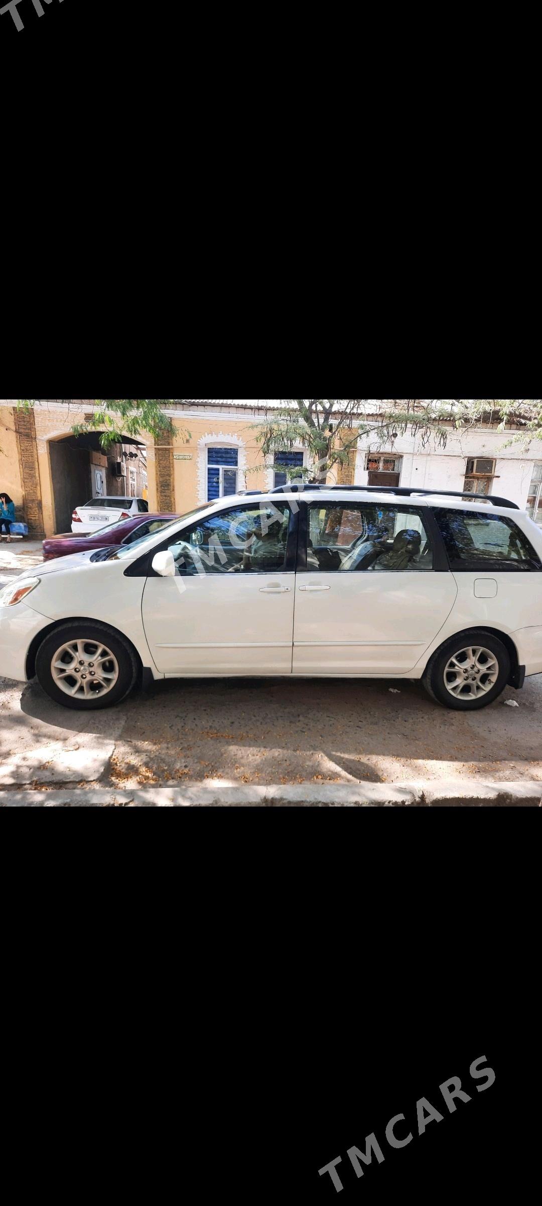 Toyota Sienna 2004 - 180 000 TMT - Туркменбаши - img 2