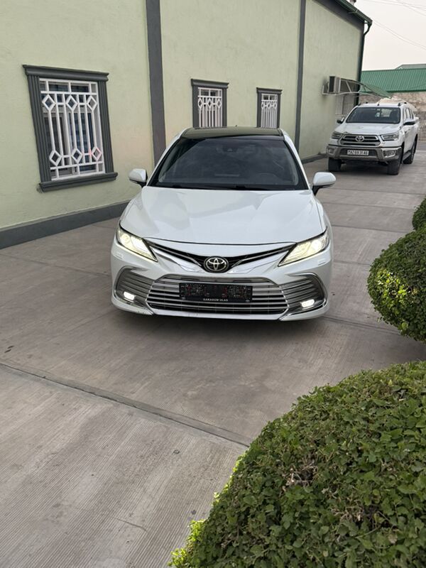 Toyota Camry 2022 - 550 000 TMT - Ашхабад - img 4