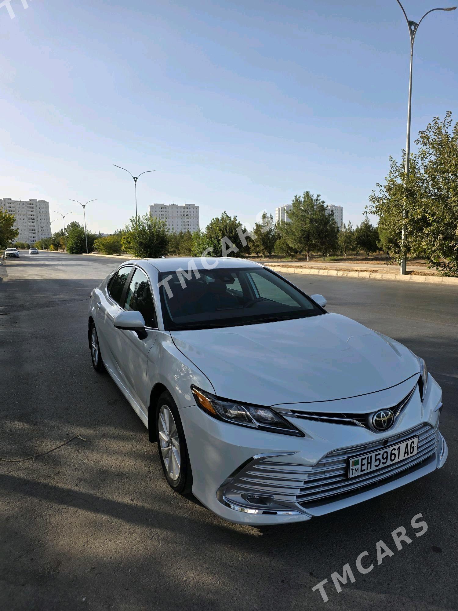 Toyota Camry 2023 - 345 000 TMT - Ашхабад - img 2