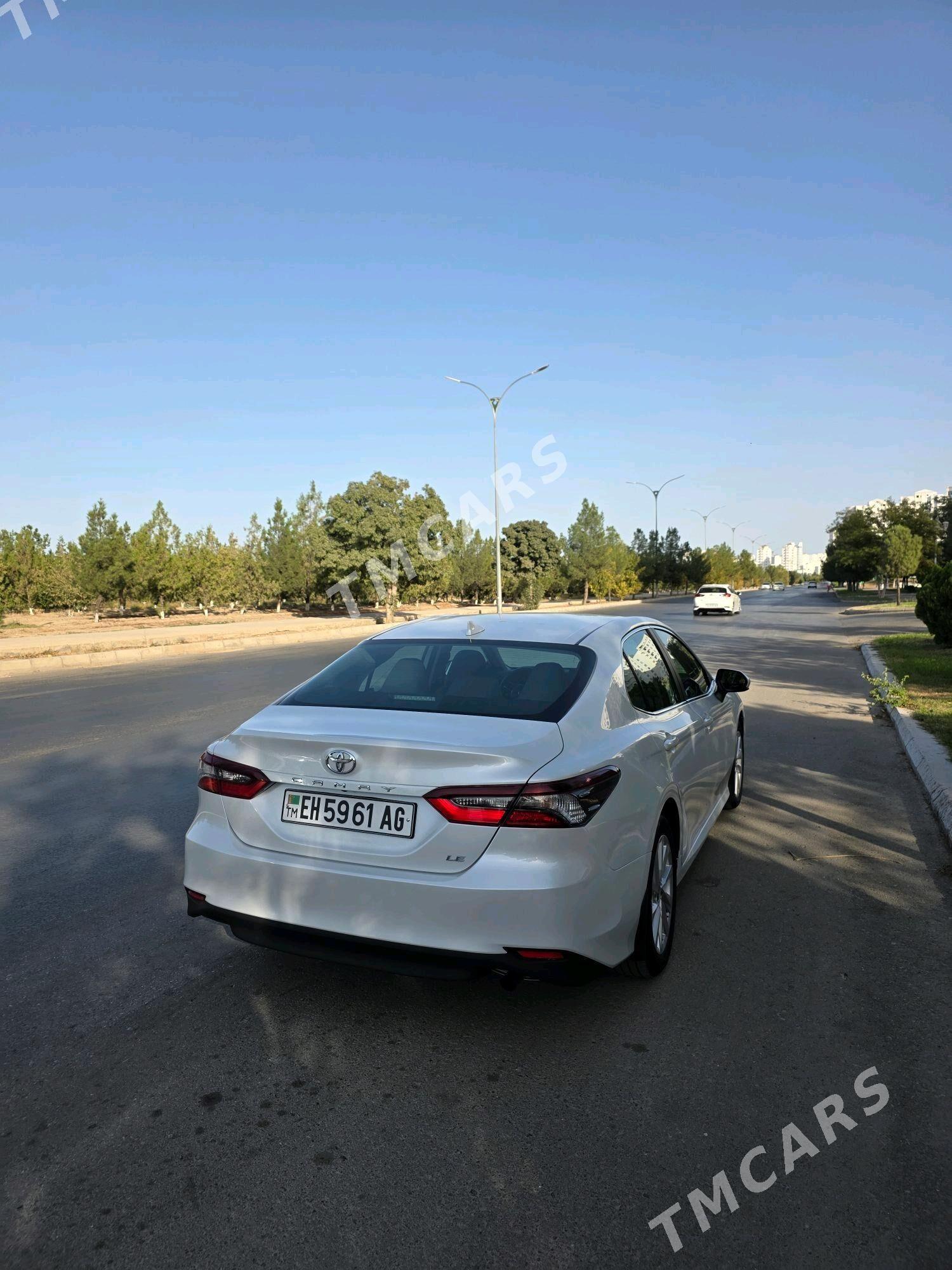 Toyota Camry 2023 - 345 000 TMT - Ашхабад - img 3
