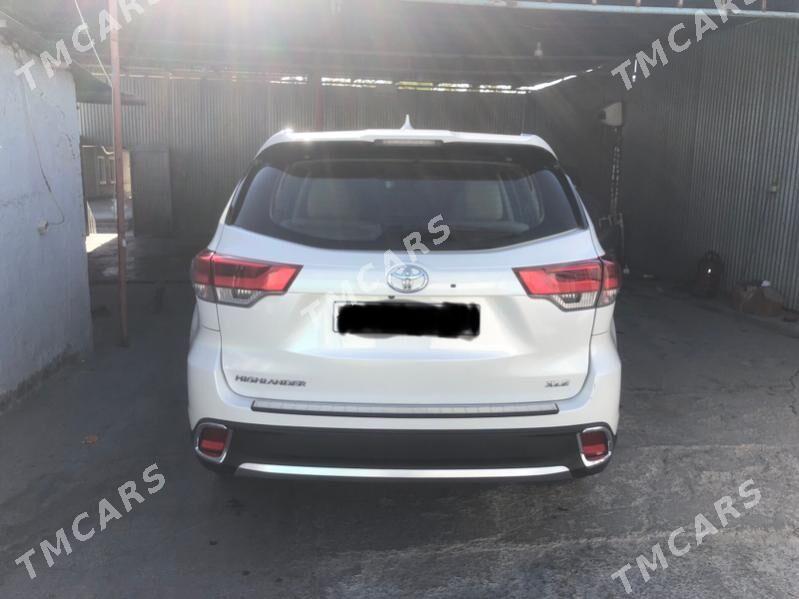 Toyota Highlander 2018 - 470 500 TMT - Ашхабад - img 3