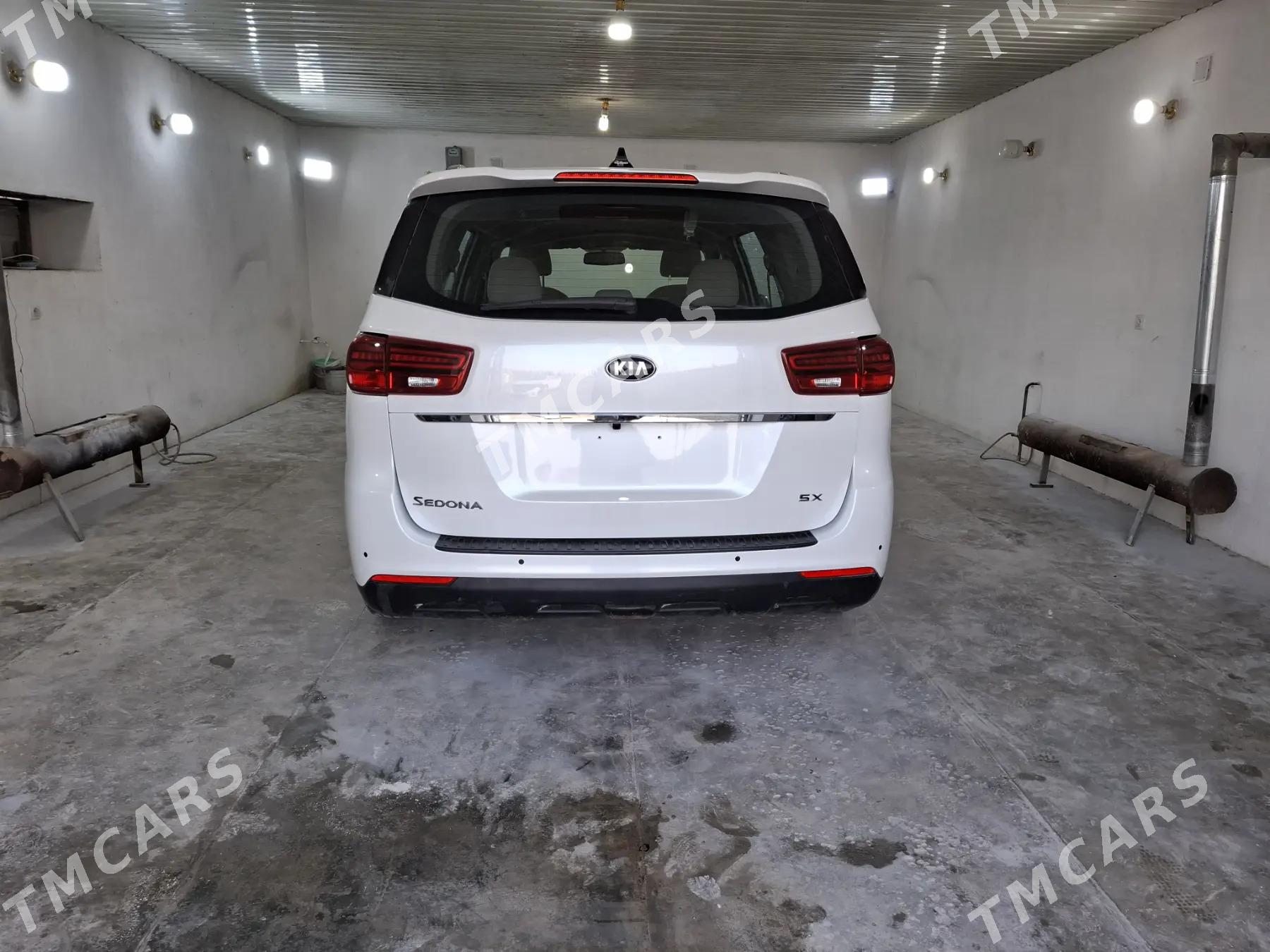 Kia Sedona 2020 - 340 000 TMT - Мургап - img 4