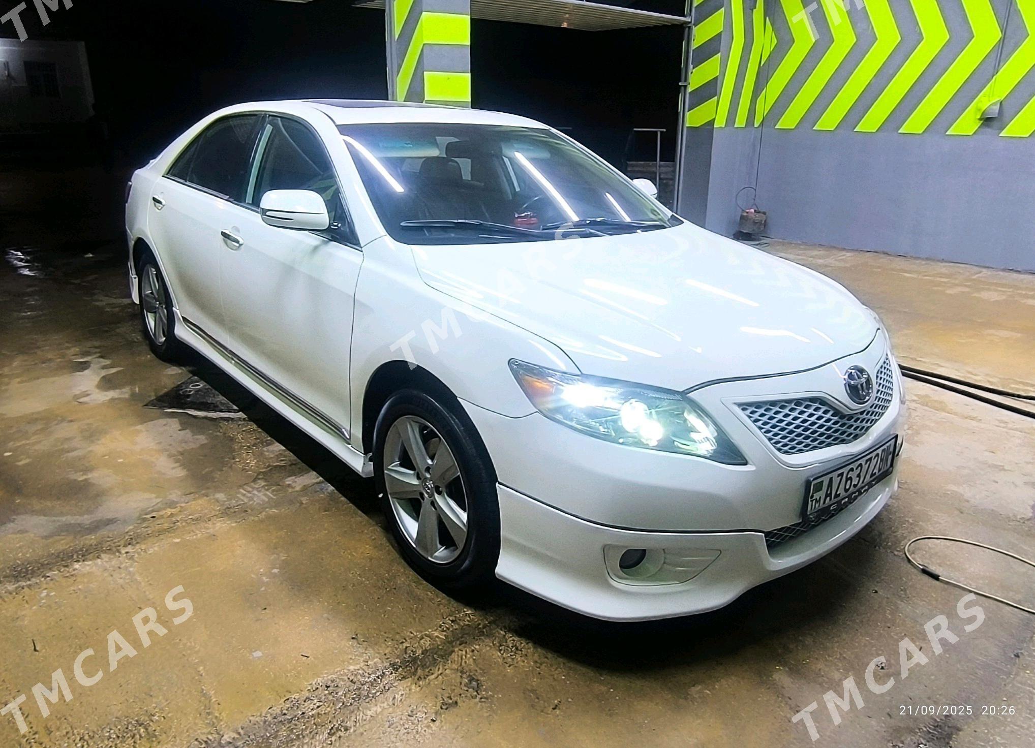 Toyota Camry 2011 - 190 000 TMT - Балканабат - img 3
