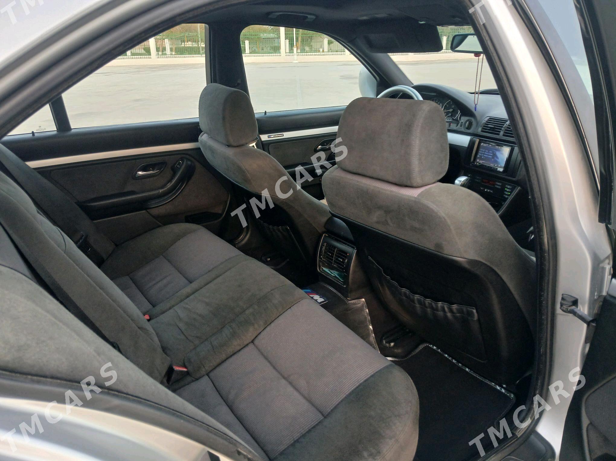 BMW 530 2001 - 145 000 TMT - Mary - img 5