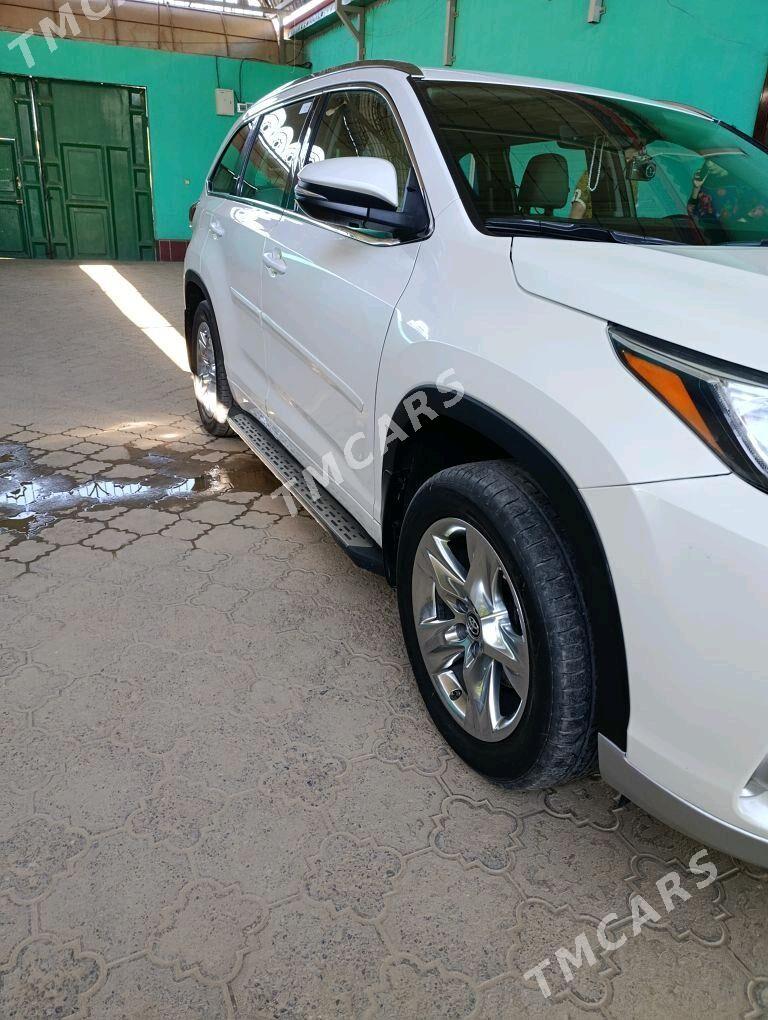 Toyota Highlander 2018 - 500 000 TMT - Керки - img 5