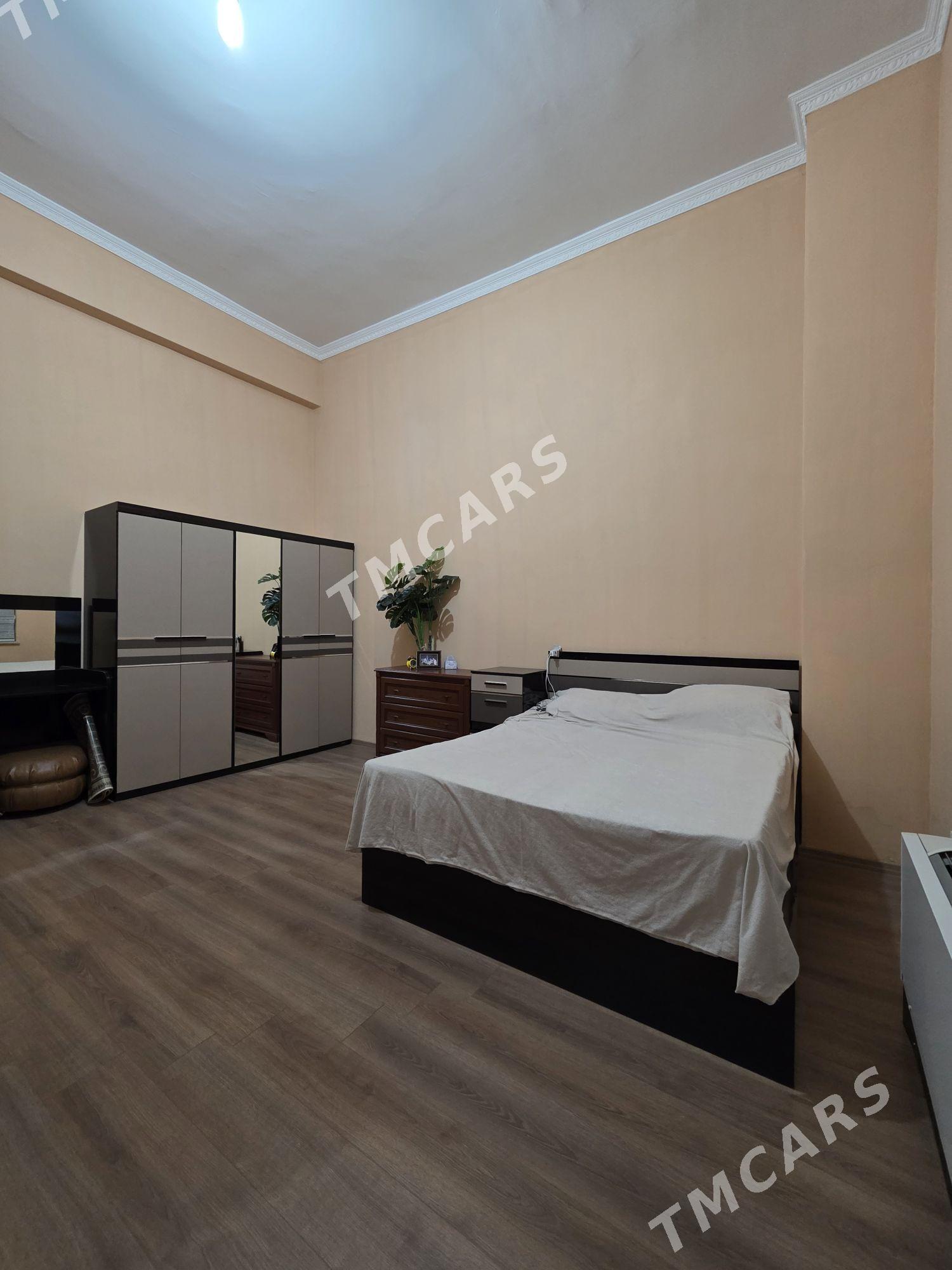 16 Tapgyr 12/8. 3Kom. 190m² - 16-njy tapgyr - img 3