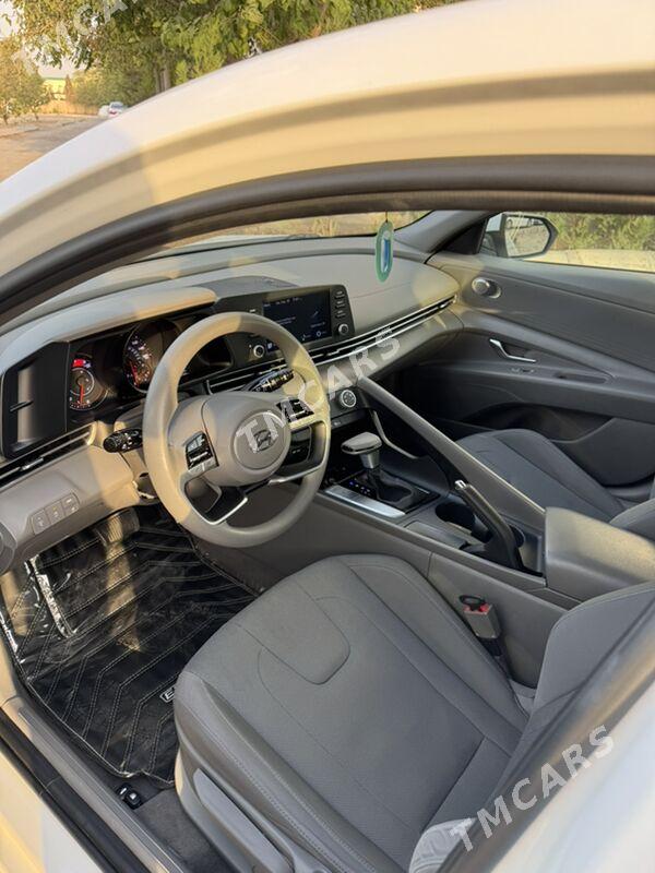 Hyundai Elantra 2021 - 240 000 TMT - Ашхабад - img 3