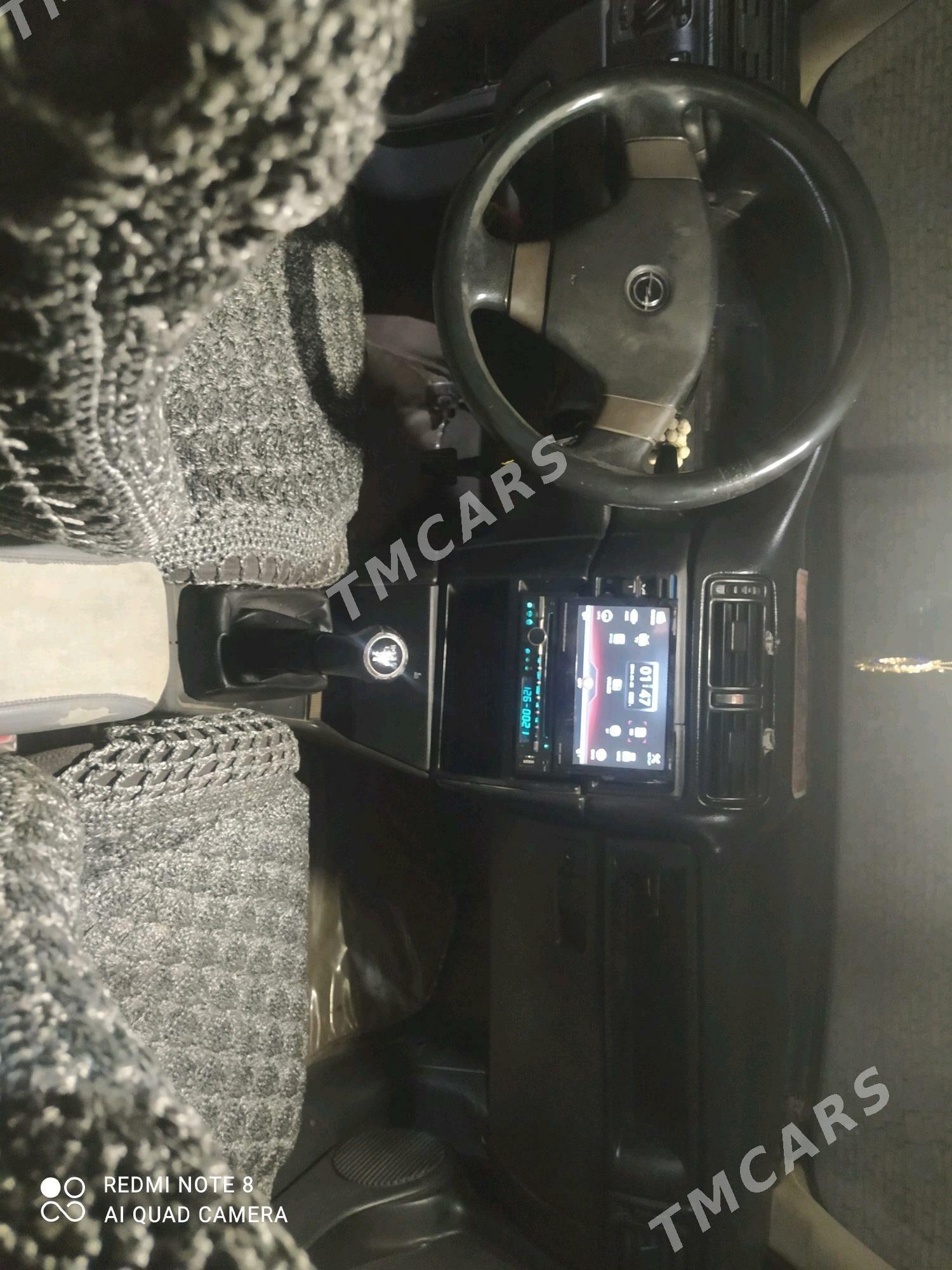 Opel Vectra 1990 - 40 000 TMT - Саят - img 5