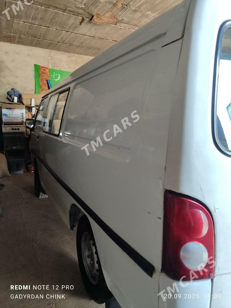 Hyundai H100 2002 - 70 000 TMT - Балканабат - img 1