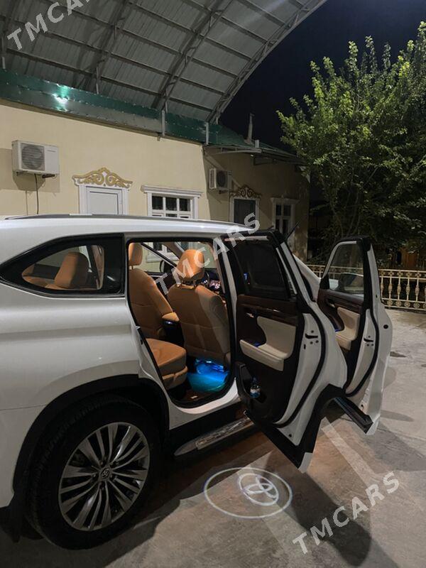 Toyota Highlander 2022 - 780 000 TMT - Ашхабад - img 7