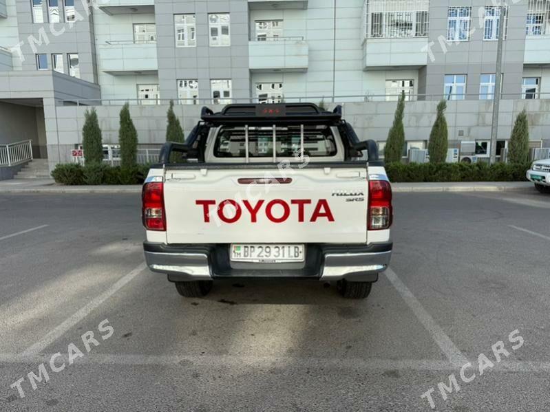 Toyota Hilux 2016 - 500 000 TMT - Койтендаг - img 7