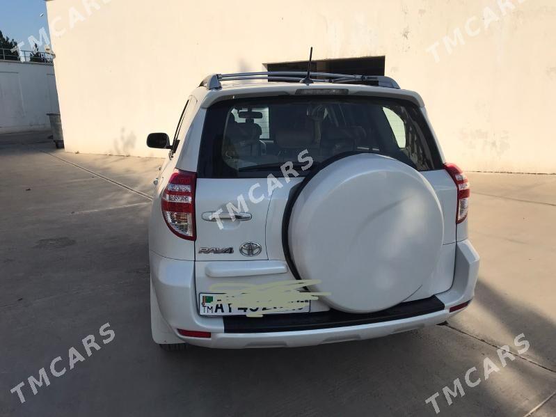 Toyota RAV4 2010 - 190 000 TMT - Ашхабад - img 4