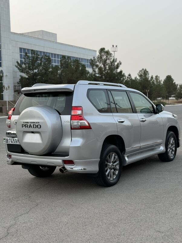 Toyota Land Cruiser Prado 2011 - 520 000 TMT - Мары - img 3