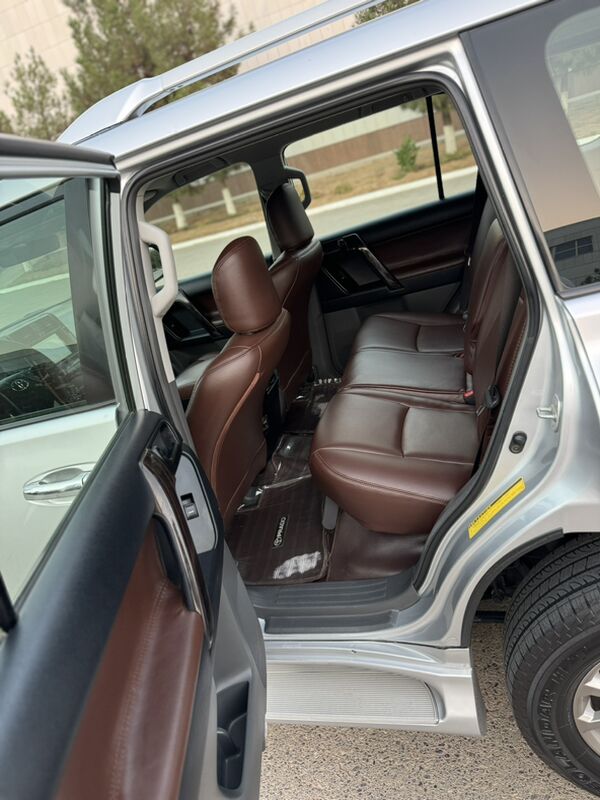 Toyota Land Cruiser Prado 2011 - 520 000 TMT - Мары - img 7