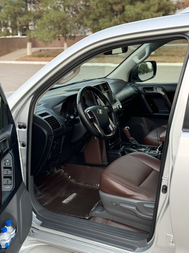 Toyota Land Cruiser Prado 2011 - 520 000 TMT - Мары - img 9