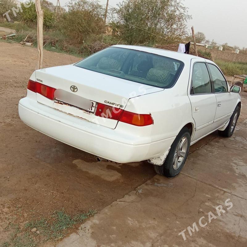 Toyota Camry 2001 - 120 000 TMT - Türkmengala - img 4