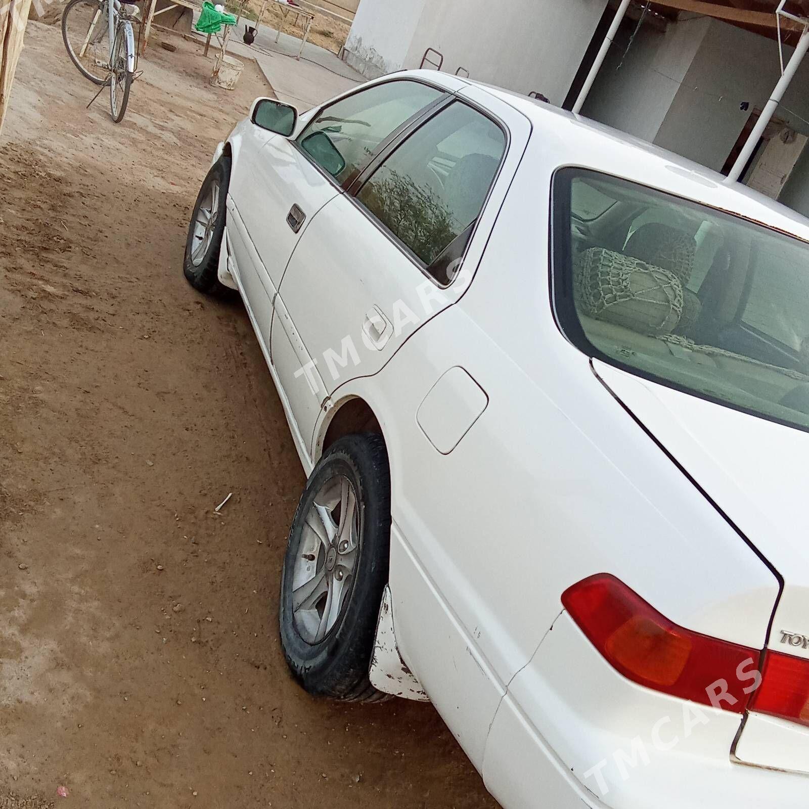 Toyota Camry 2001 - 120 000 TMT - Türkmengala - img 3
