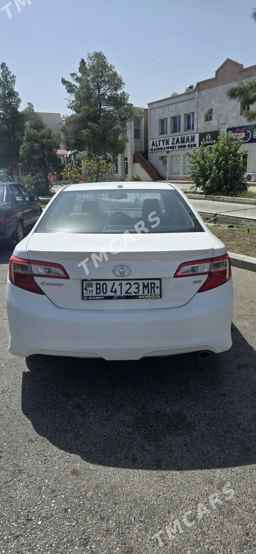 Toyota Camry 2012 - 225 000 TMT - Мары - img 4