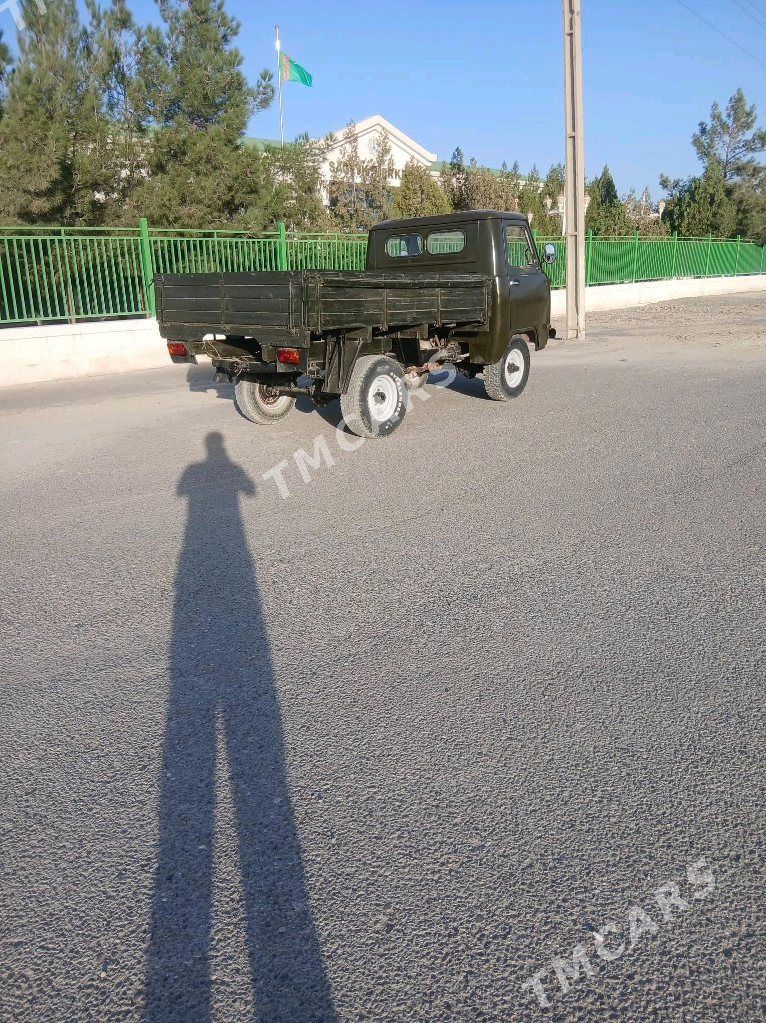 UAZ 2206 1980 - 30 000 TMT - Bäherden - img 3