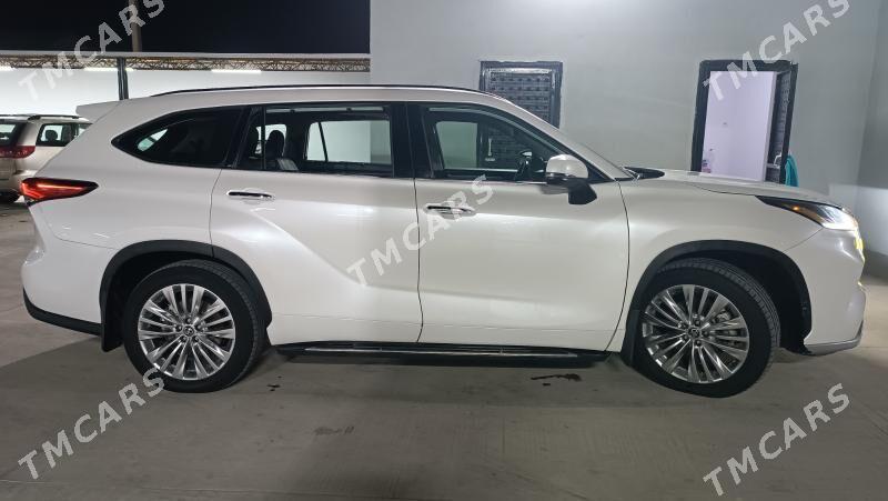 Toyota Highlander 2021 - 550 000 TMT - Серахс - img 1