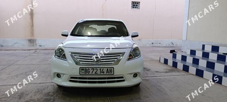 Nissan Versa 2012 - 115 000 TMT - Ашхабад - img 4