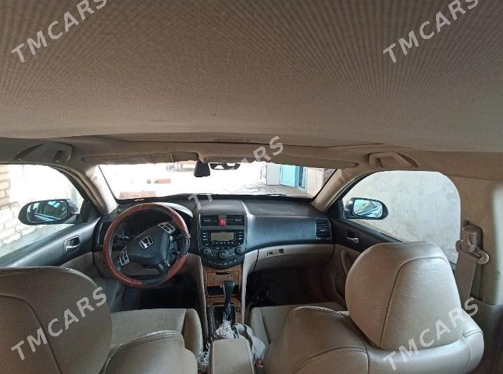 Honda Accord 2005 - 65 000 TMT - Мары - img 3