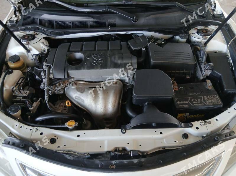 Toyota Camry 2010 - 182 000 TMT - Теджен - img 4