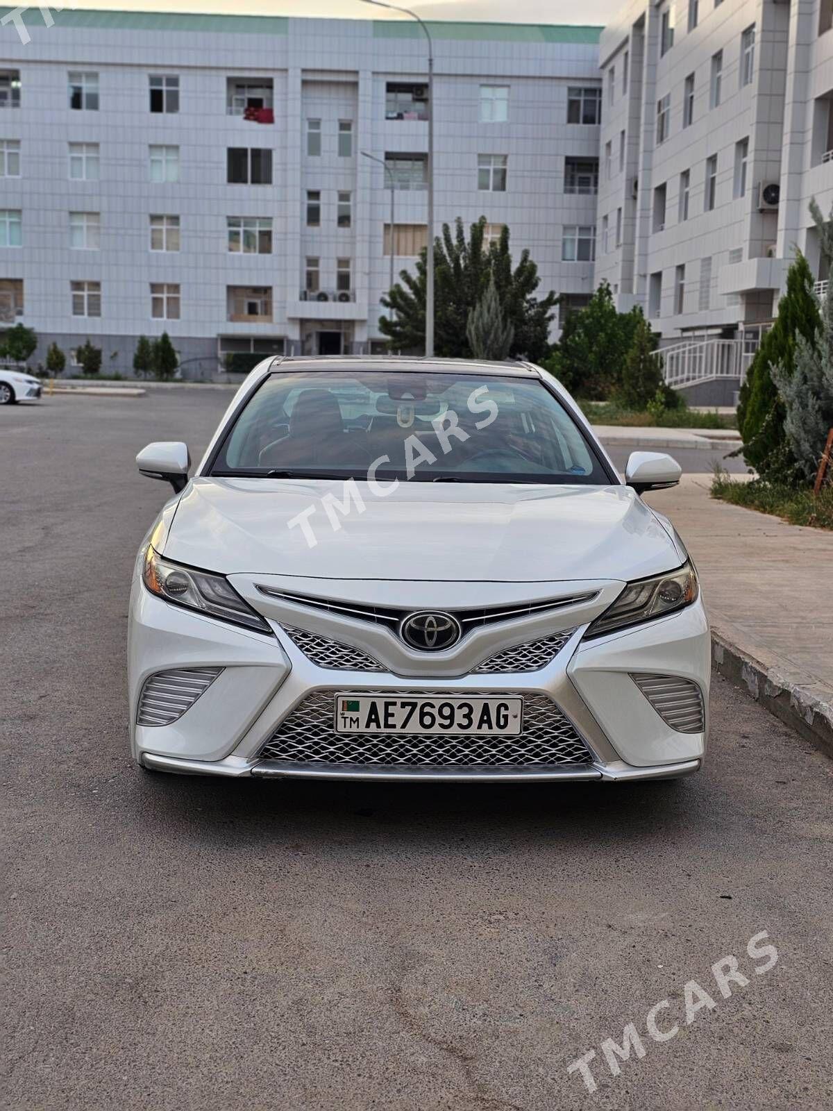 Toyota Camry 2019 - 340 000 TMT - Гуртли - img 5