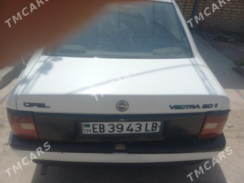 Opel Vectra 1990 - 26 000 TMT - Саят - img 3