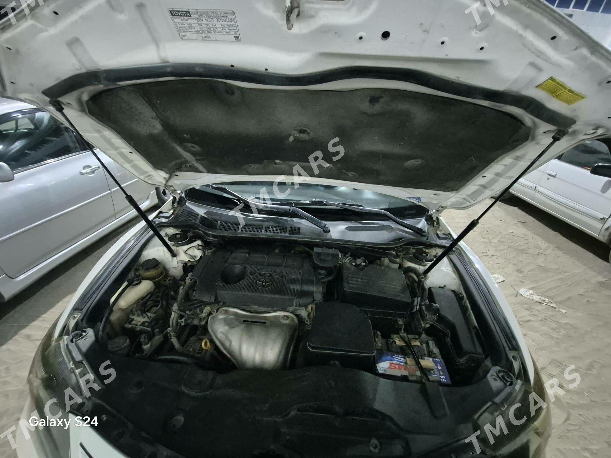 Toyota Camry 2011 - 200 000 TMT - Фарап - img 6