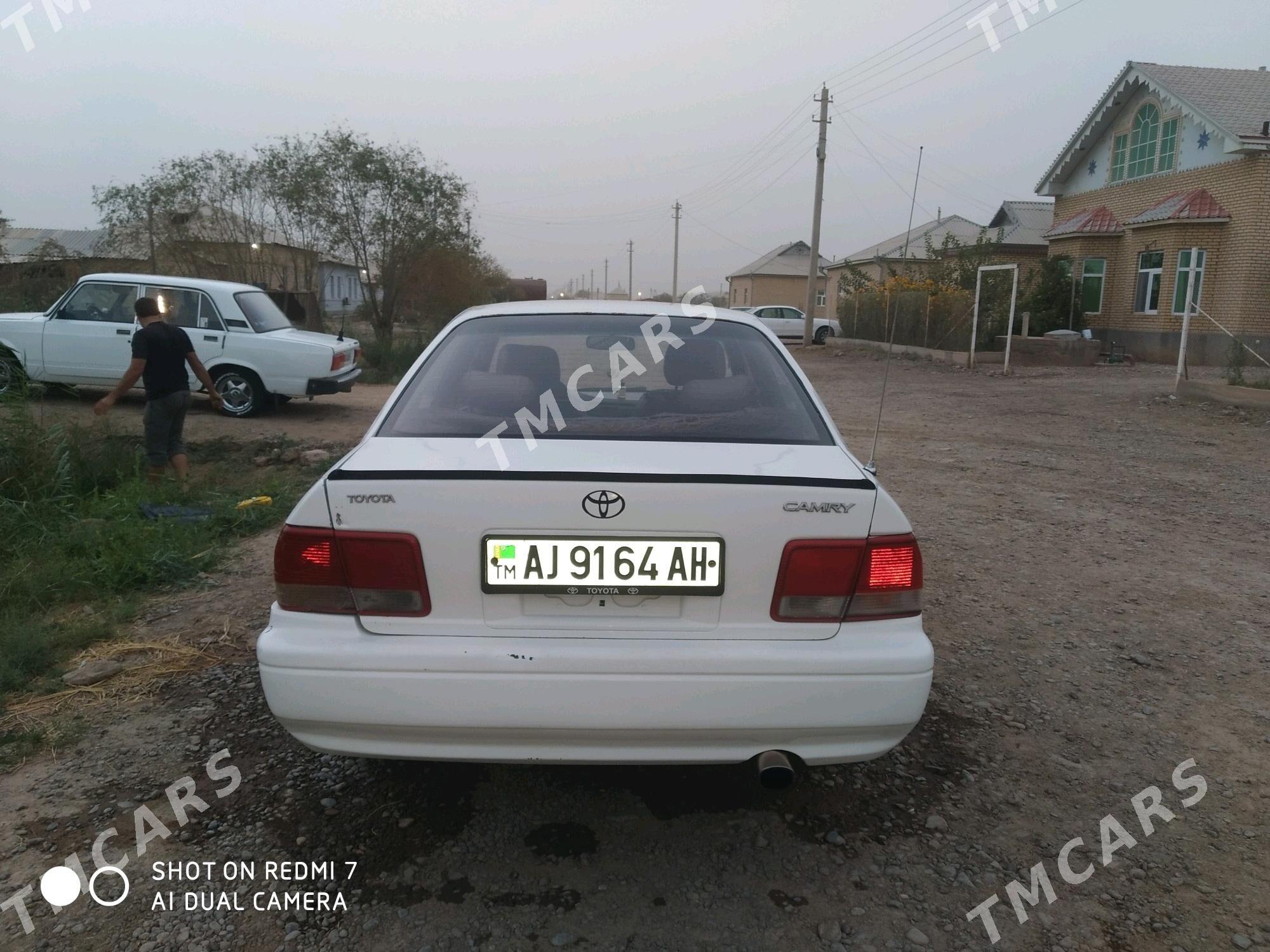 Toyota Camry 1994 - 52 000 TMT - Теджен - img 5