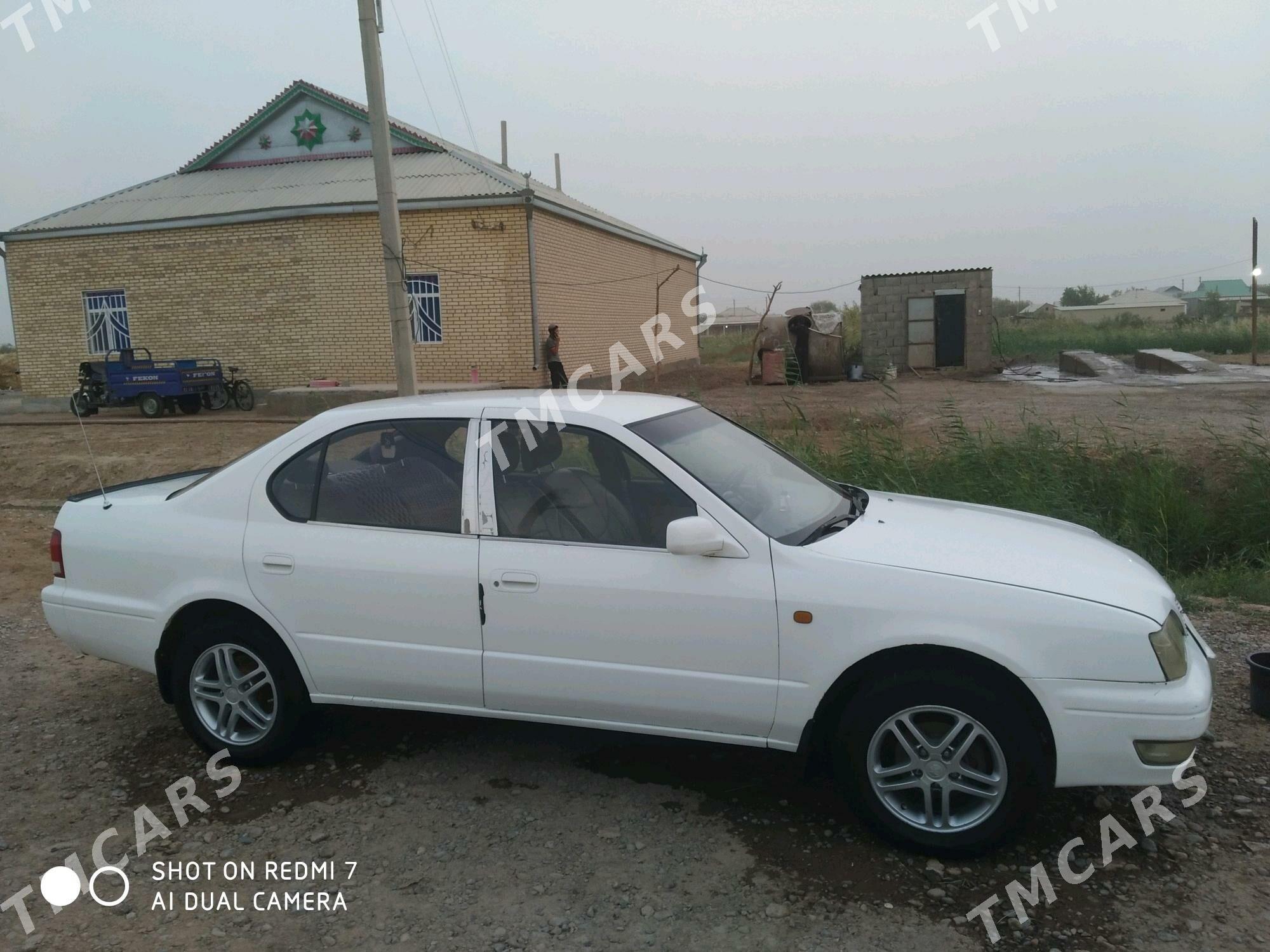 Toyota Camry 1994 - 52 000 TMT - Теджен - img 8