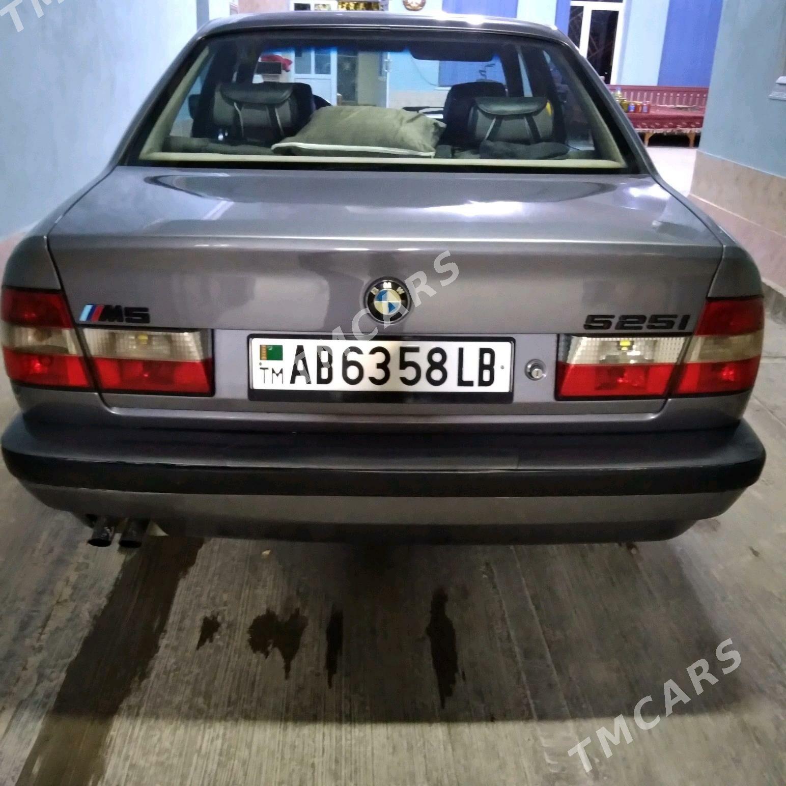 BMW 525 1992 - 55 000 TMT - Çärjew - img 4
